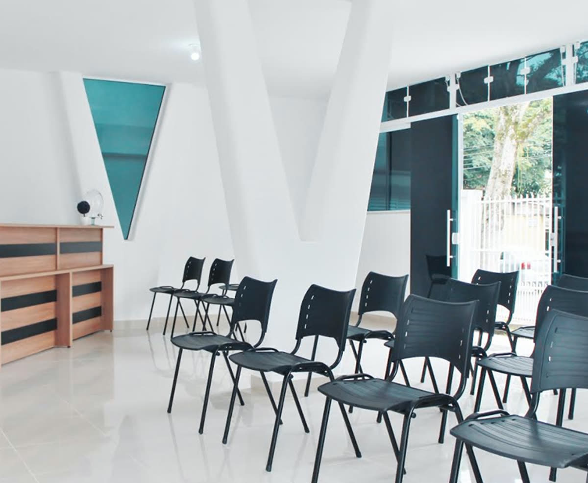 Recepção e sala de treinamento da MTS Lab em Resende/RJ